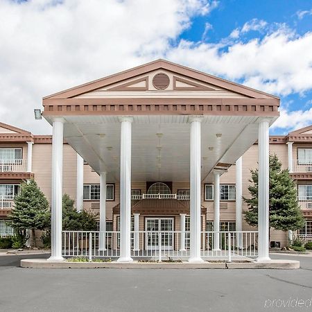 Comfort Inn Mount Shasta Area Weed Exterior photo