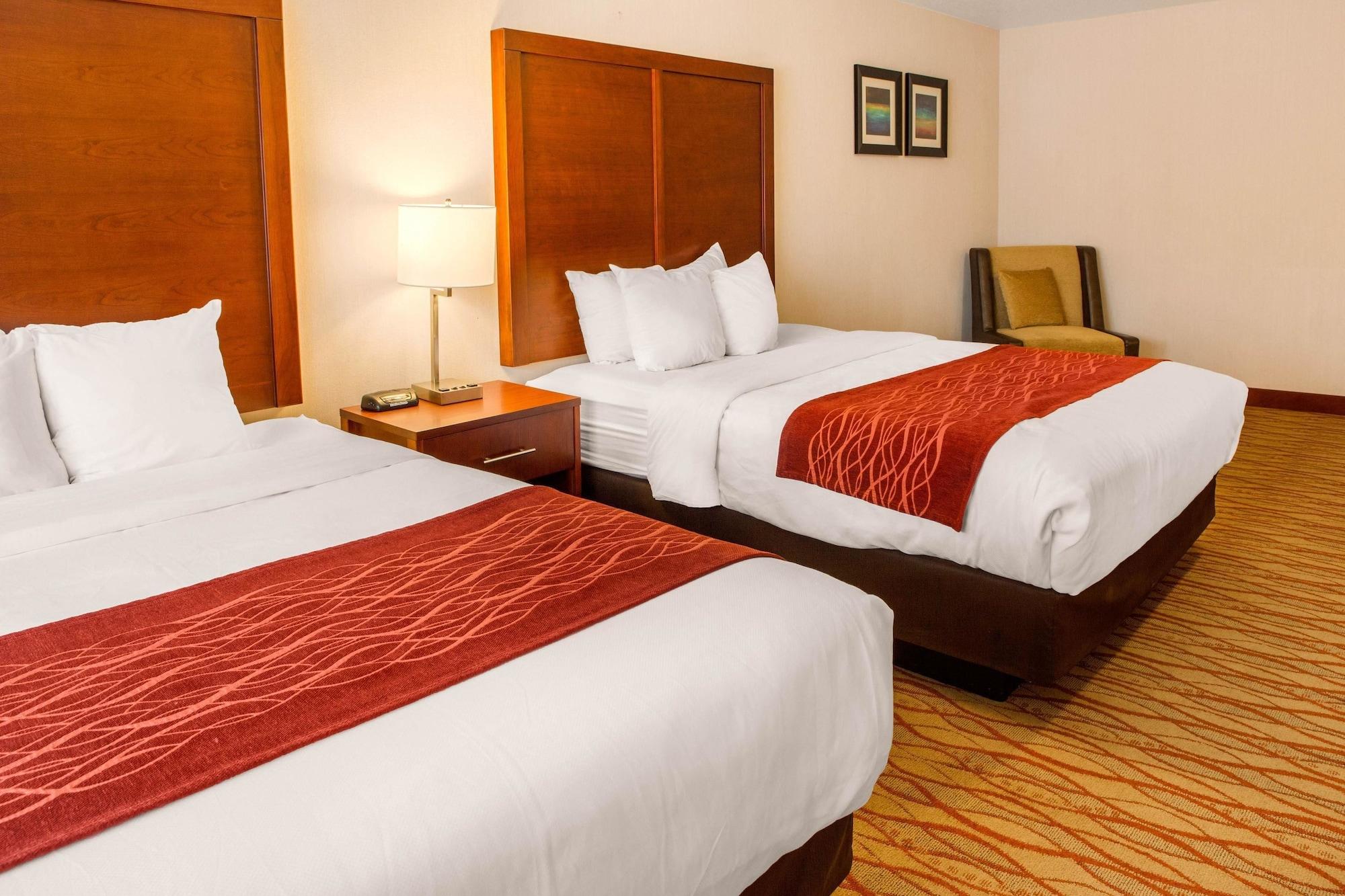 Comfort Inn Mount Shasta Area Weed Exterior photo