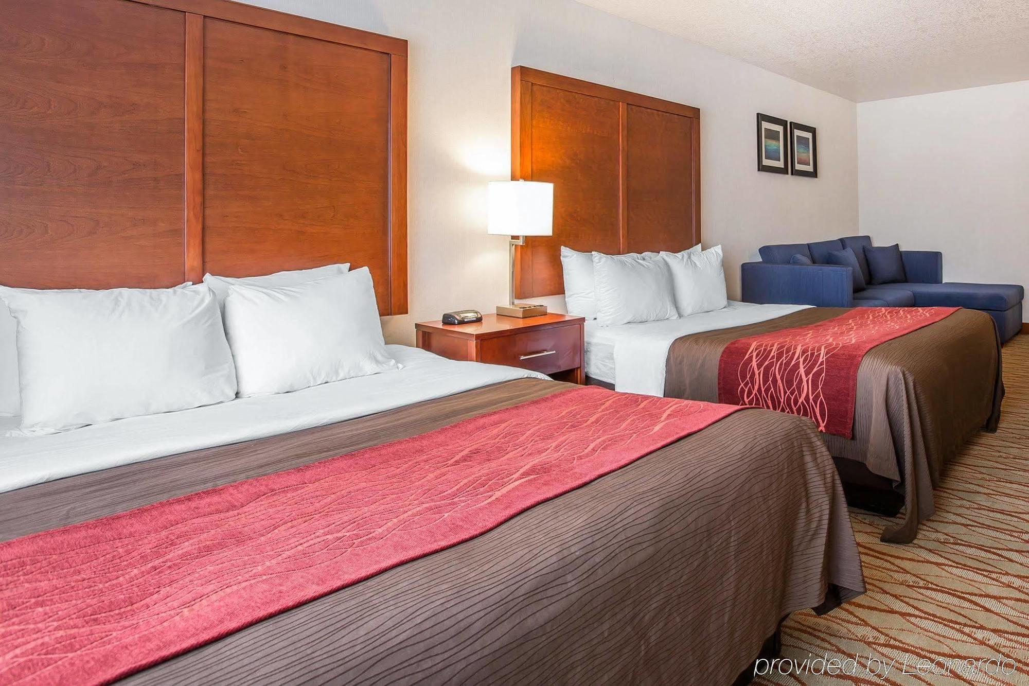 Comfort Inn Mount Shasta Area Weed Exterior photo